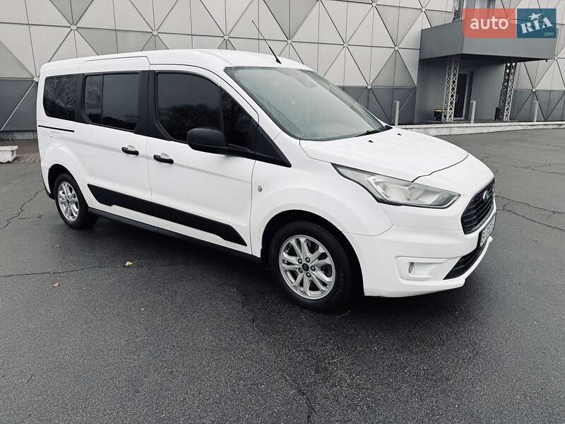 Минивэн Ford Tourneo Connect 2019 в Горишних Плавнях фото 7 Минивэн Ford Tourneo Connect 2019 в Горишних Плавнях