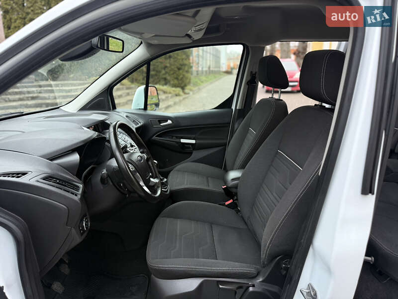 Мінівен Ford Tourneo Connect 2017 в Тернополі