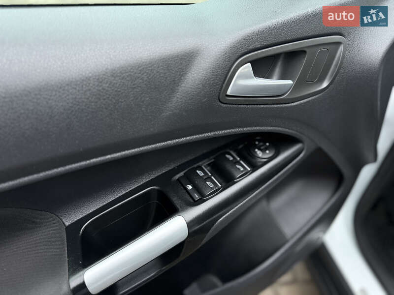 Мінівен Ford Tourneo Connect 2017 в Тернополі