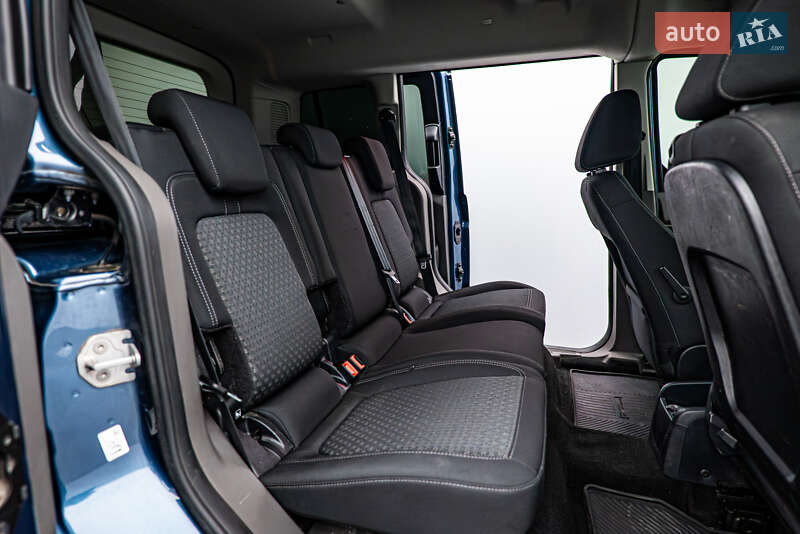 Минивэн Ford Tourneo Connect 2019 в Киеве фото 19 Минивэн Ford Tourneo Connect 2019 в Киеве