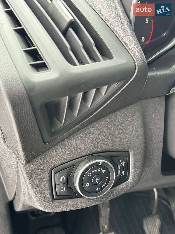 Минивэн Ford Tourneo Connect 2015 в Днепре фото 19 Минивэн Ford Tourneo Connect 2015 в Днепре