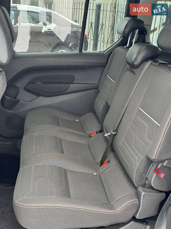Минивэн Ford Tourneo Connect 2015 в Днепре фото 21 Минивэн Ford Tourneo Connect 2015 в Днепре