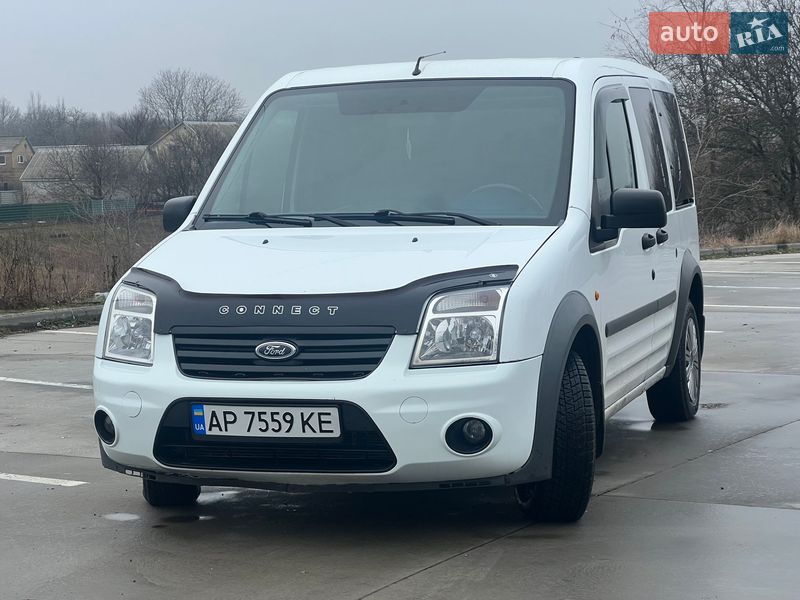 Минивэн Ford Tourneo Connect 2012 в Синельниково