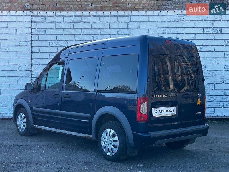 Минивэн Ford Tourneo Connect 2012 в Киеве фото 7 Минивэн Ford Tourneo Connect 2012 в Киеве