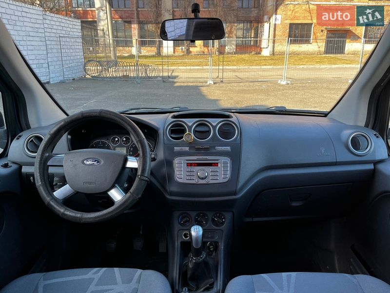 Минивэн Ford Tourneo Connect 2012 в Киеве фото 13 Минивэн Ford Tourneo Connect 2012 в Киеве
