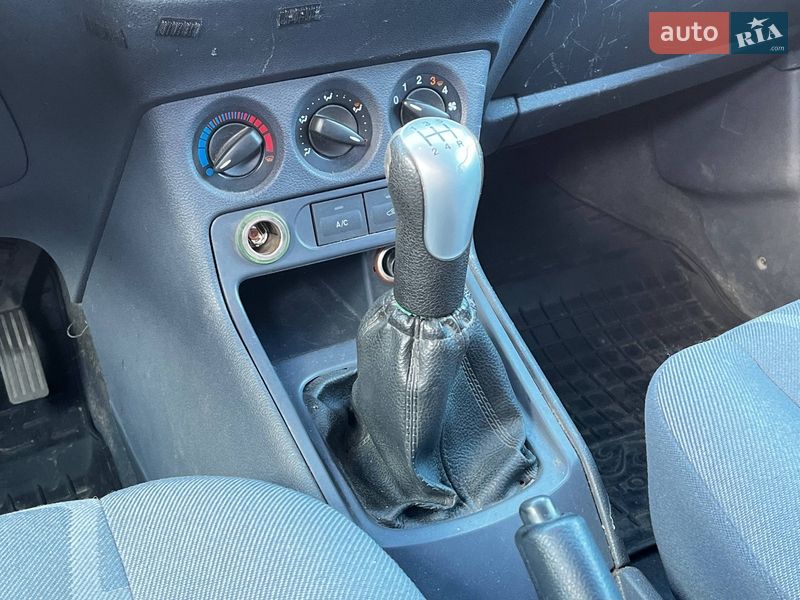 Минивэн Ford Tourneo Connect 2012 в Киеве фото 15 Минивэн Ford Tourneo Connect 2012 в Киеве