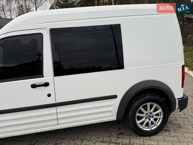 Минивэн Ford Tourneo Connect 2011 в Черновцах фото 5 Минивэн Ford Tourneo Connect 2011 в Черновцах