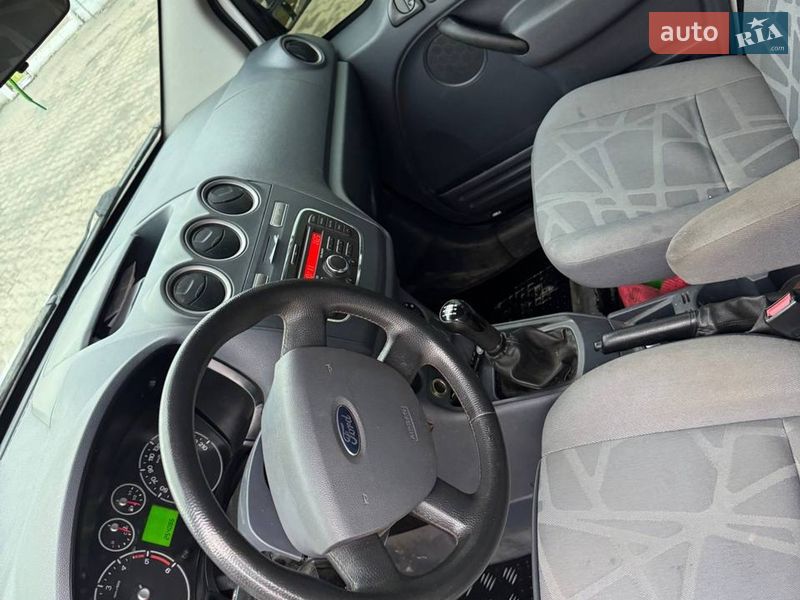 Минивэн Ford Tourneo Connect 2011 в Черновцах фото 12 Минивэн Ford Tourneo Connect 2011 в Черновцах