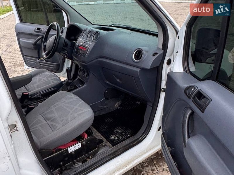 Минивэн Ford Tourneo Connect 2011 в Черновцах фото 15 Минивэн Ford Tourneo Connect 2011 в Черновцах