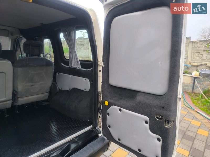 Минивэн Ford Tourneo Connect 2006 в Черновцах