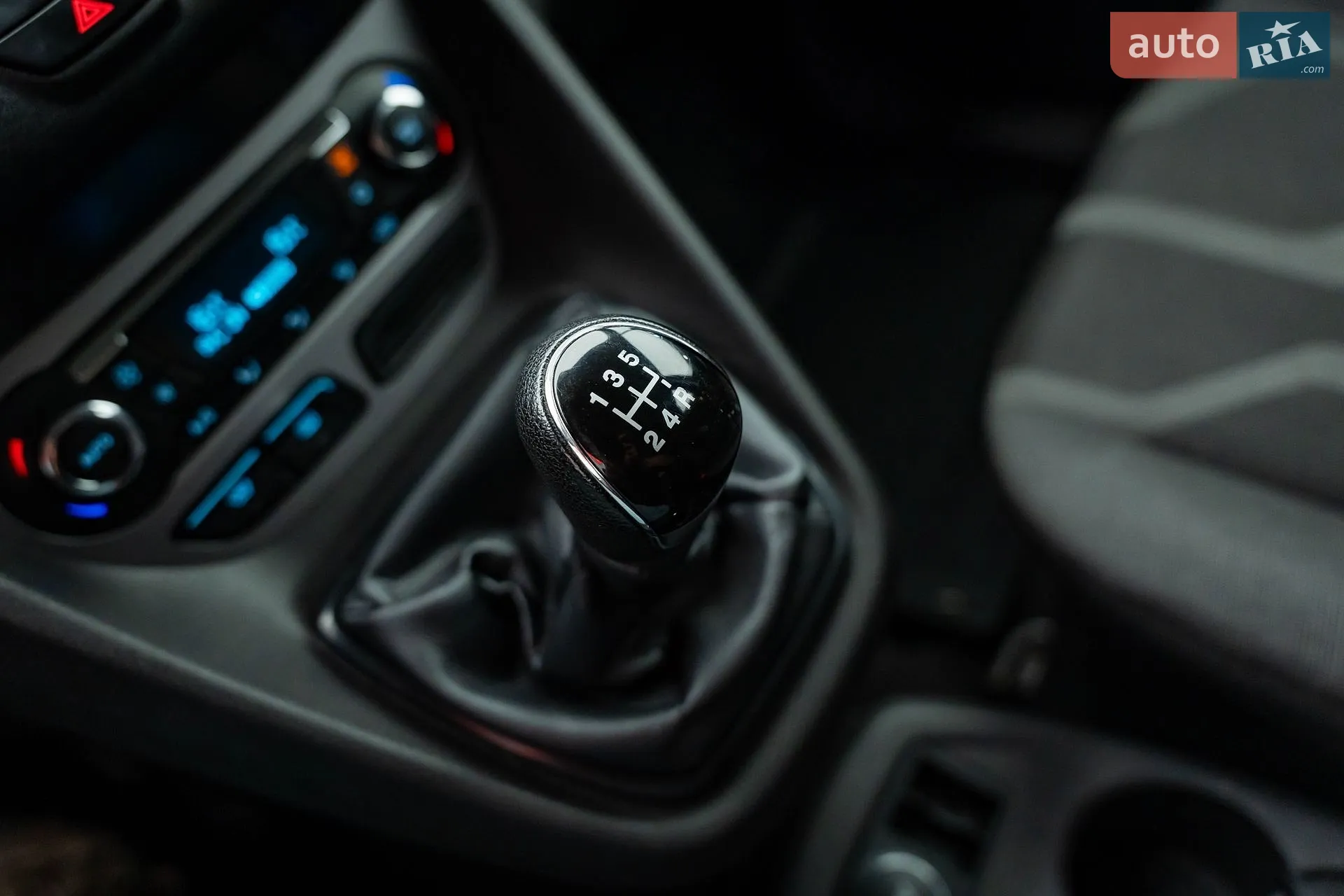 2017 Ford Tourneo Connect - мініатюра 17