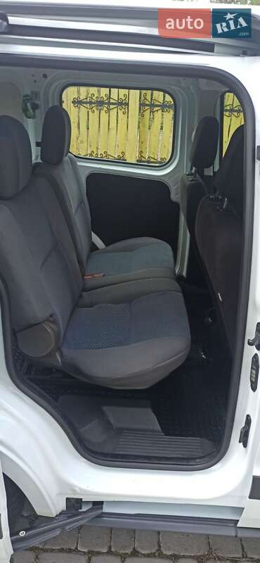 Микровэн Ford Tourneo Courier 2015 в Виннице