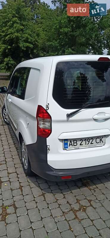 Микровэн Ford Tourneo Courier 2015 в Виннице