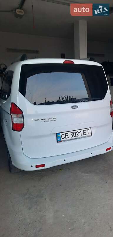 Минивэн Ford Tourneo Courier 2020 в Черновцах фото 2 Минивэн Ford Tourneo Courier 2020 в Черновцах