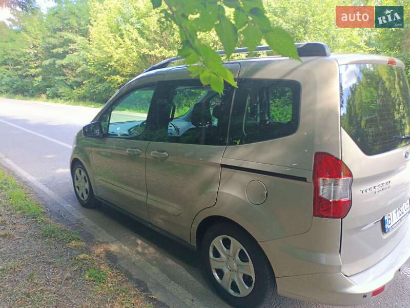 Микровэн Ford Tourneo Courier 2015 в Полтаве