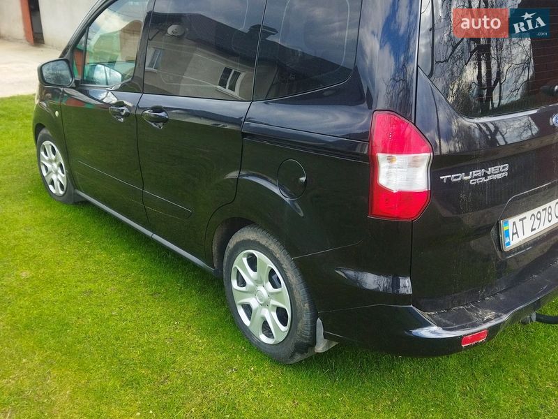 Микровэн Ford Tourneo Courier 2014 в Рогатине