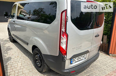 Минивэн Ford Tourneo Custom 2017 в Львове