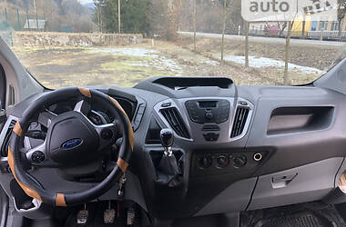 Минивэн Ford Tourneo Custom 2015 в Межгорье