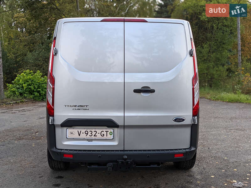 Мінівен Ford Tourneo Custom 2017 в Бродах