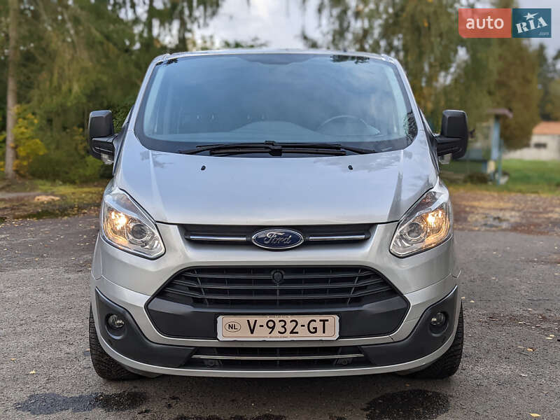 Мінівен Ford Tourneo Custom 2017 в Бродах