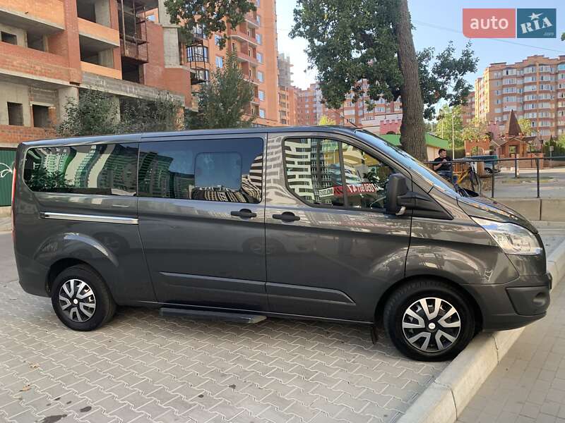 Минивэн Ford Tourneo Custom 2016 в Ирпене фото 4 Минивэн Ford Tourneo Custom 2016 в Ирпене