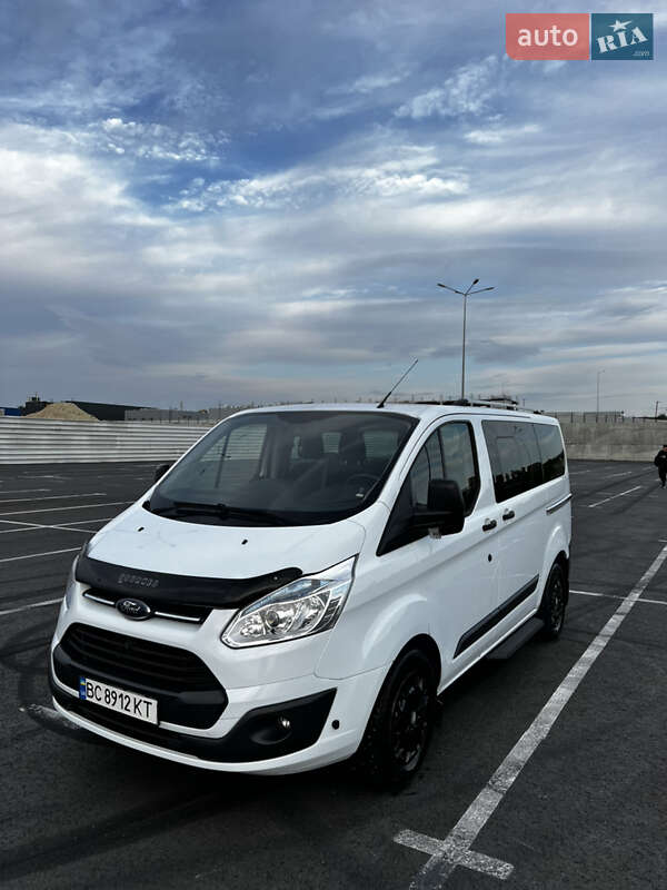 Минивэн Ford Tourneo Custom 2014 в 