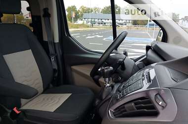 Мінівен Ford Tourneo Custom 2017 в Чернівцях