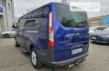 Ford Tourneo Custom 2014