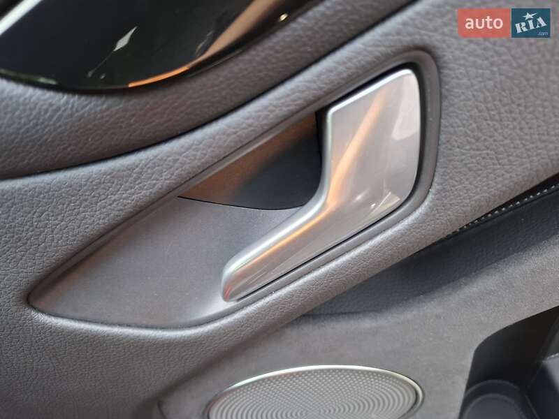 Минивэн Ford Tourneo Custom 2023 в Луцке