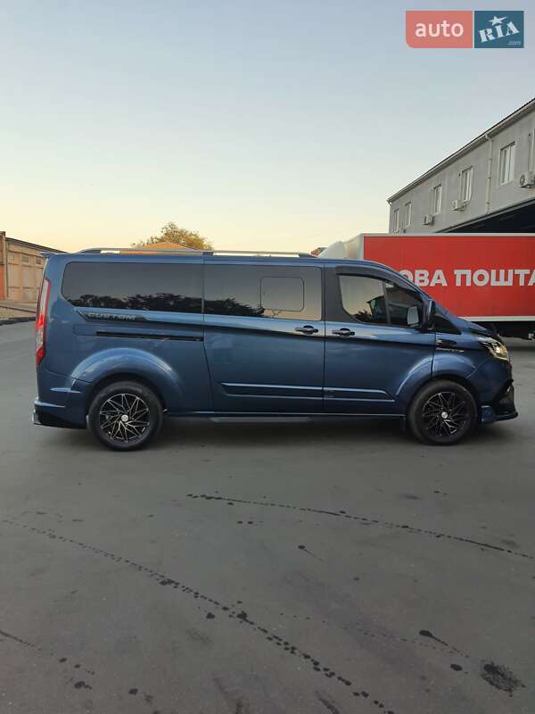 Мінівен Ford Tourneo Custom 2019 в Дніпрі