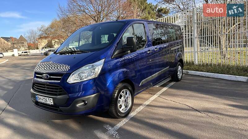 Мінівен Ford Tourneo Custom 2014 в 
