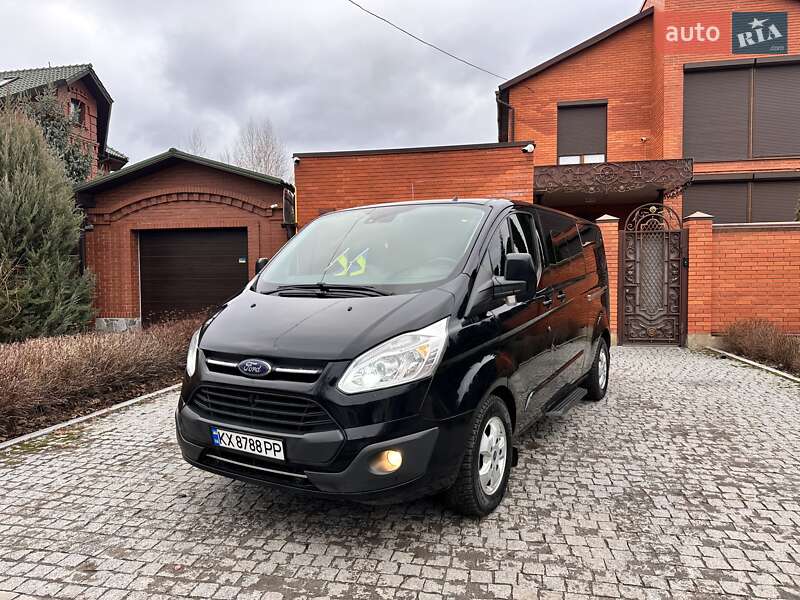 Мінівен Ford Tourneo Custom 2016 в Києві