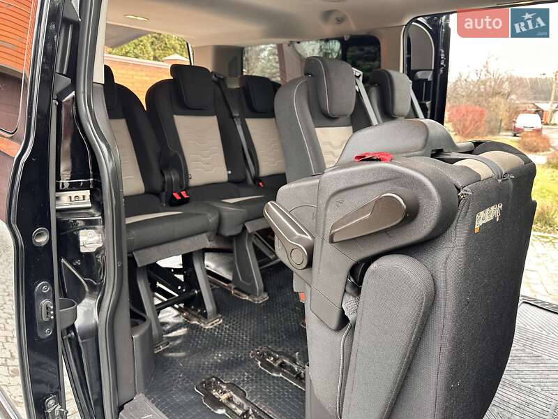 Мінівен Ford Tourneo Custom 2016 в Києві