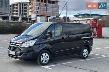 Мінівен Ford Tourneo Custom 2017 в Ужгороді