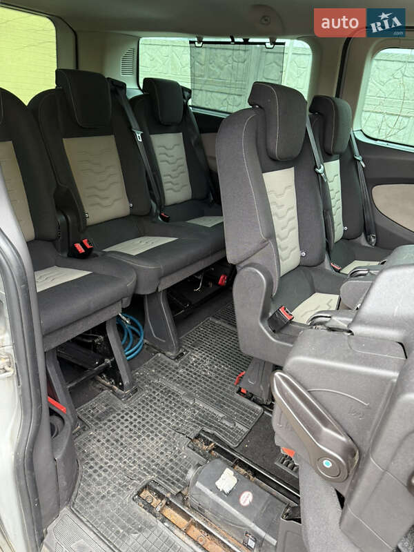 Мінівен Ford Tourneo Custom 2015 в Жовкві