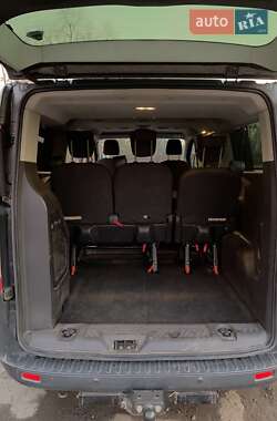 Минивэн Ford Tourneo Custom 2016 в 
