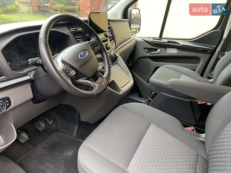 Мінівен Ford Tourneo Custom 2023 в Рівному