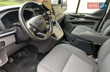 Минивэн Ford Tourneo Custom 2023 в 