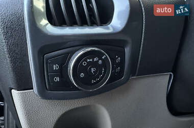 Минивэн Ford Tourneo Custom 2013 в 