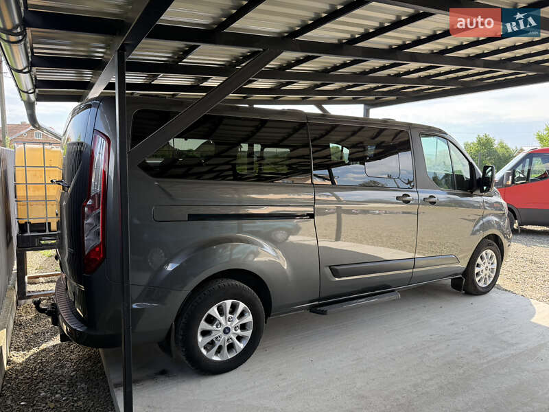 Мінівен Ford Tourneo Custom 2018 в Калуші