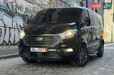 Мінівен Ford Tourneo Custom 2021 в 