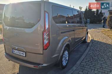 Минивэн Ford Tourneo Custom 2021 в 