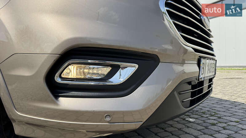 Мінівен Ford Tourneo Custom 2020 в Івано-Франківську