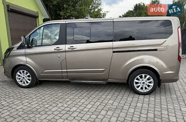 Мінівен Ford Tourneo Custom 2019 в 
