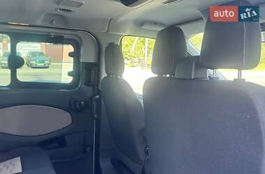 Минивэн Ford Tourneo Custom 2016 в 