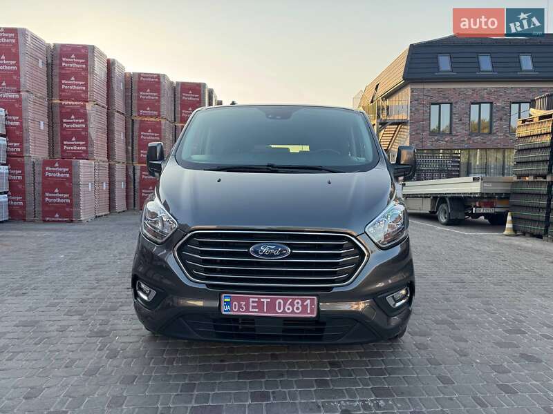 Минивэн Ford Tourneo Custom 2023 в Ровно