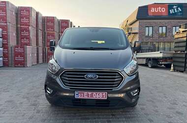 Мінівен Ford Tourneo Custom 2023 в 