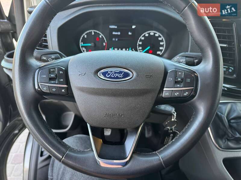 Минивэн Ford Tourneo Custom 2023 в Ровно