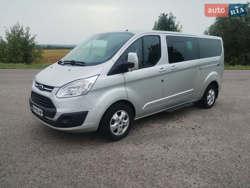 Ford Tourneo Custom 2016