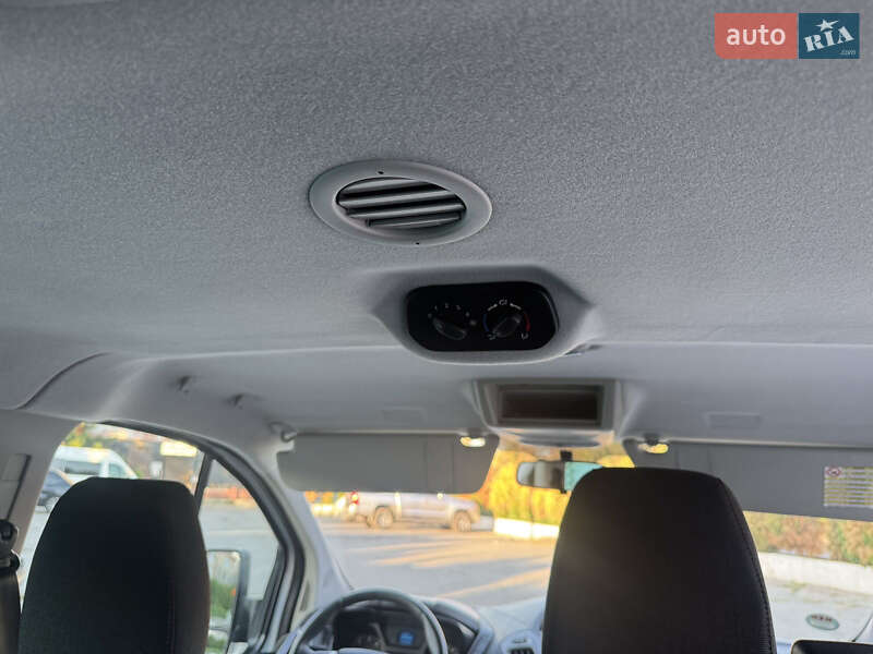 Минивэн Ford Tourneo Custom 2013 в Харькове фото 36 Минивэн Ford Tourneo Custom 2013 в Харькове